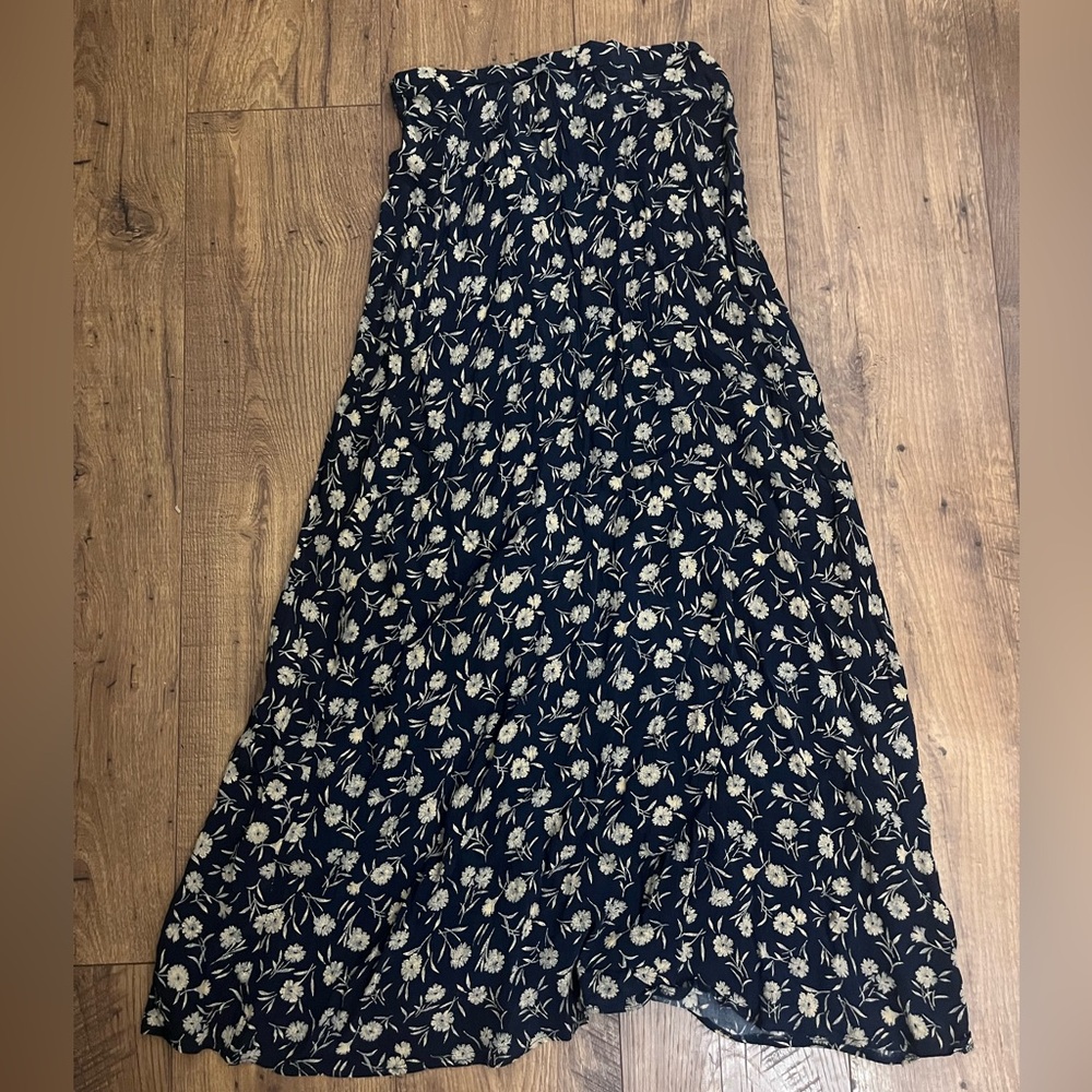 Oasis Midnight Navy with Gold Floral Pattern skirt